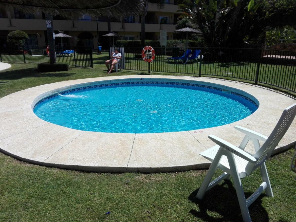 Apartamento En Los Patios De Santa Maria Golf Marbella Eksteriør billede